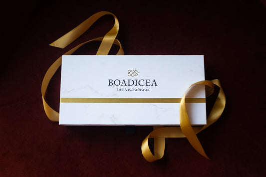 Why Every Bag Deserves a Luxury 10ml Perfume