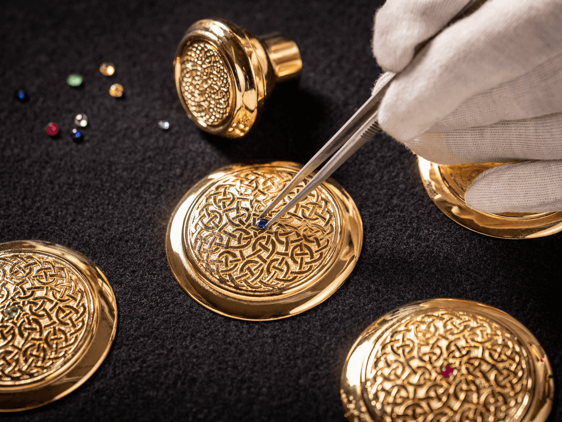 Elevating Gifts with Bespoke Perfume Experiences