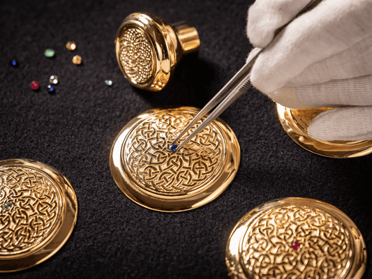 Elevating Gifts with Bespoke Perfume Experiences