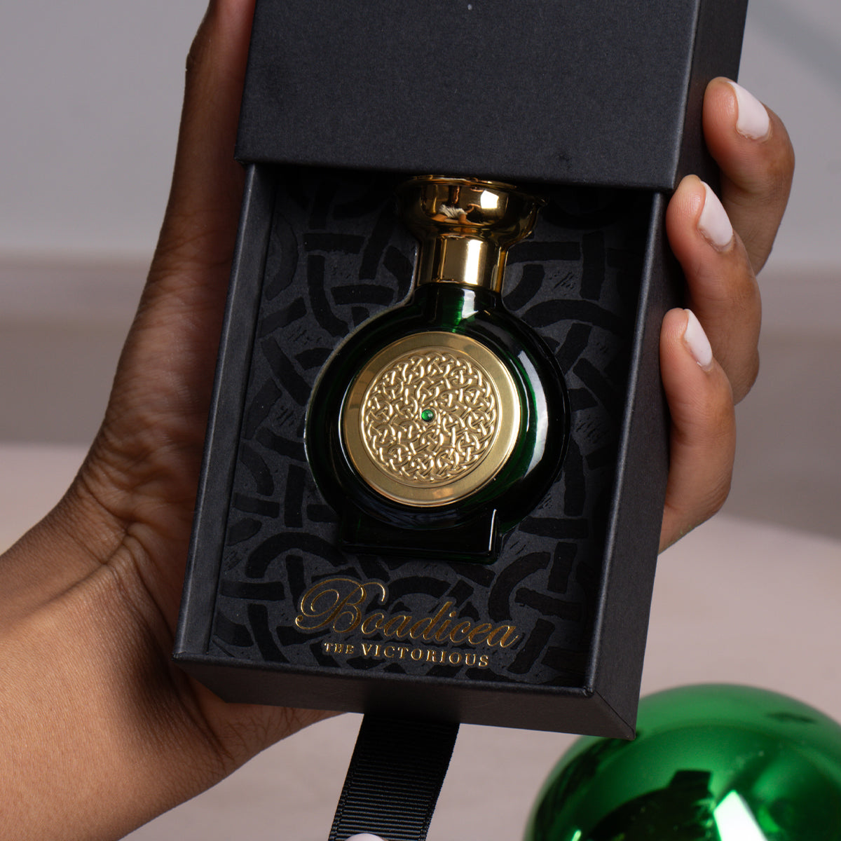 Green Sapphire | Luxury Woody Perfume – Boadicea the Victorious